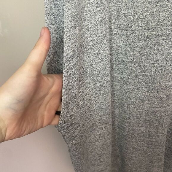 Wilfred Free | Aritzia Grey Lorelei Pocket V-Neck Mini Dress Size Small - Picture 5 of 6